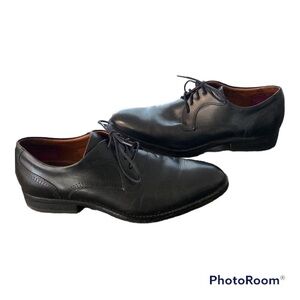 Johnston & Murphy Mens Meade Cap Toe Black Dress Shoe | 9 1/2